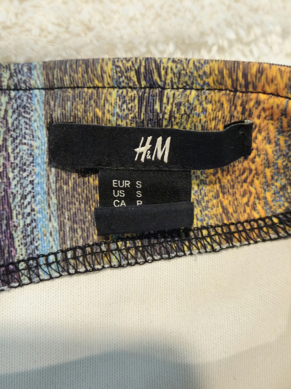 H&M Multicolor Pencil Skirt Size S Blue Gold Feminine Business Casual Work - Picture 4 of 7